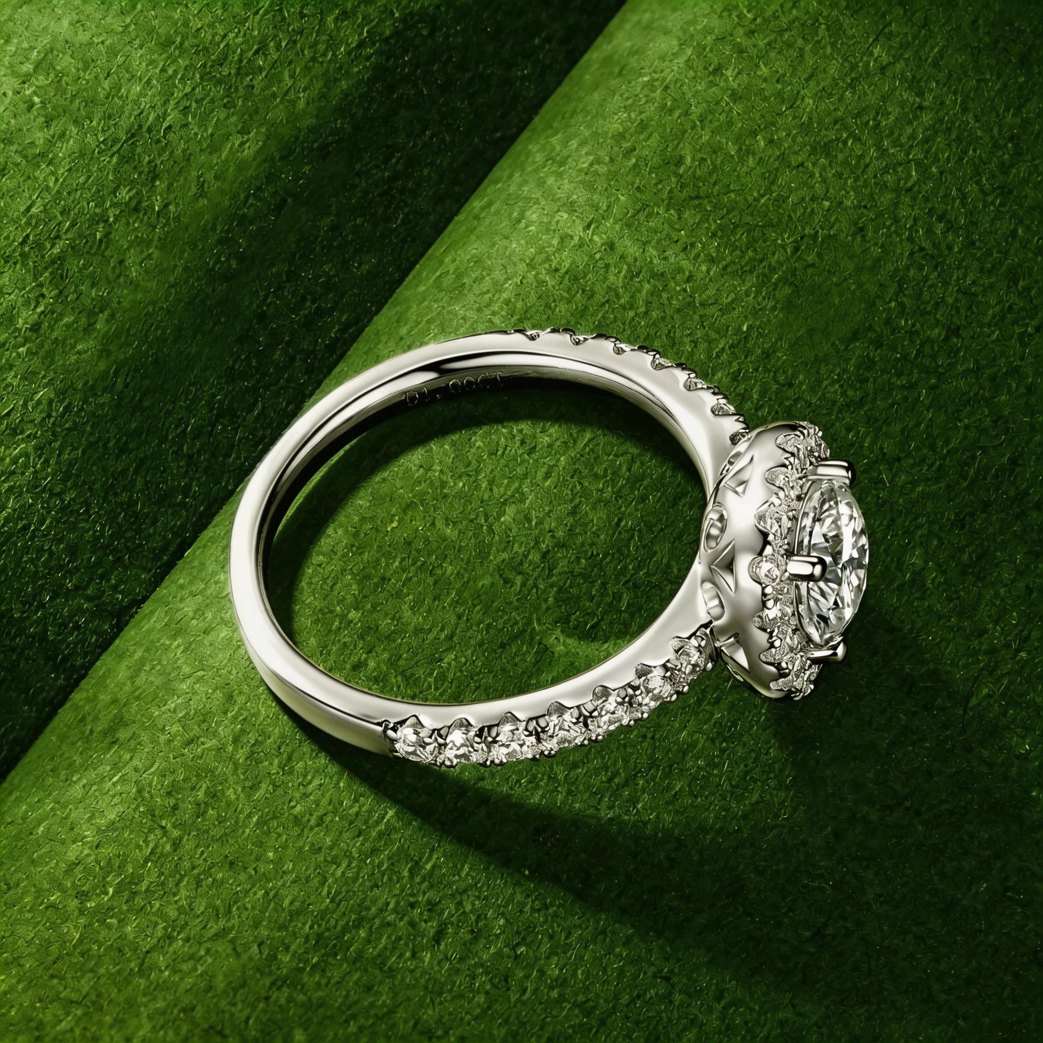 The Aura "Sugarloaf" Ring | 1.0ct & 2.0ct Square Halo Moissanite